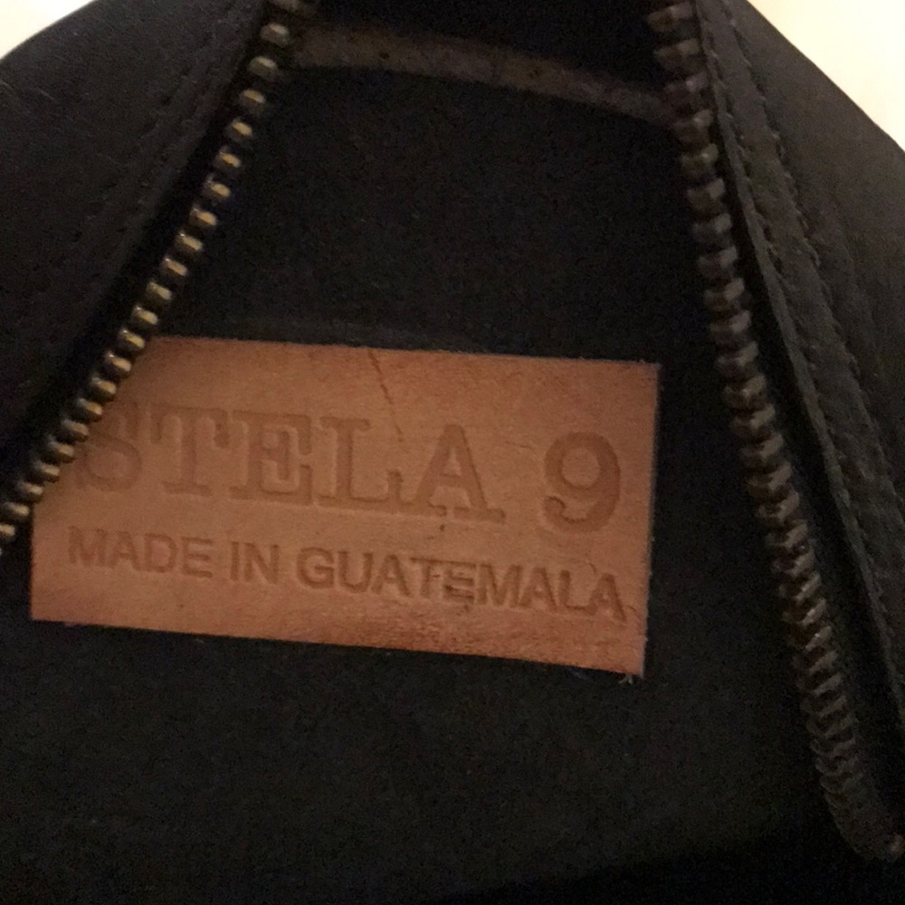 Round crossbody - Picture 4 of 4